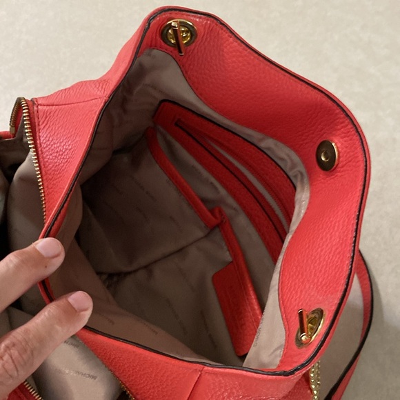 Michael Kors Purse - Picture 5 of 8